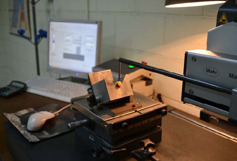 Máquina para mediciones